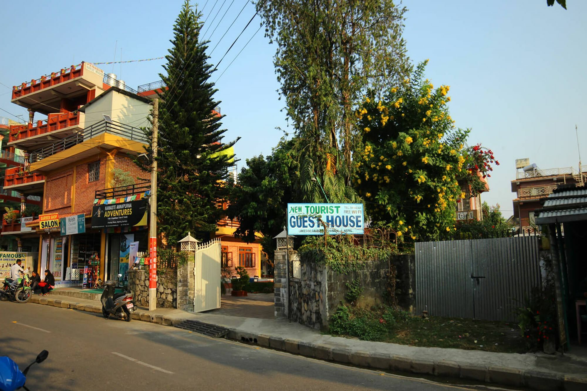 New Tourist Guest House Pokhara Eksteriør billede