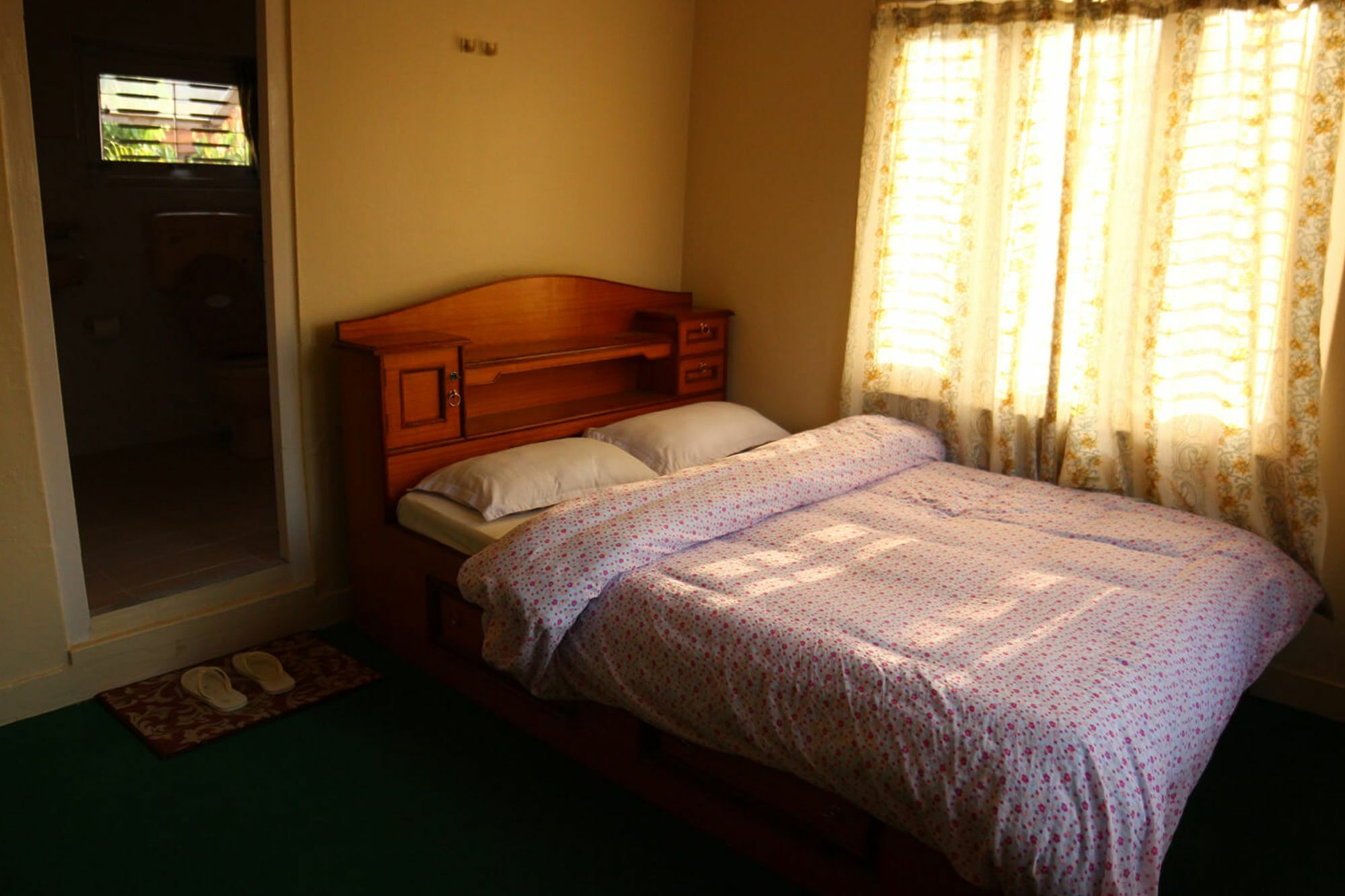 New Tourist Guest House Pokhara Eksteriør billede