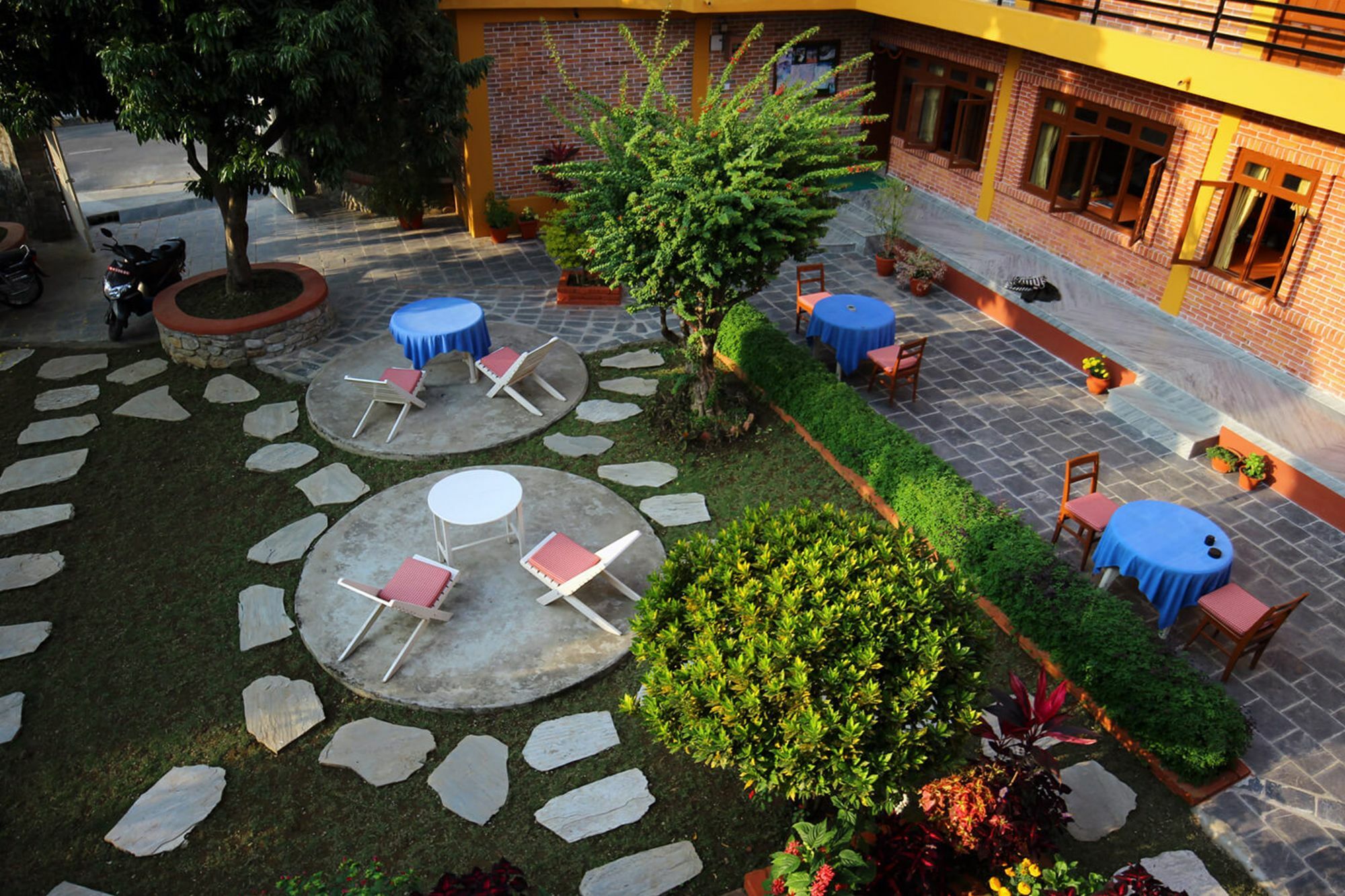 New Tourist Guest House Pokhara Eksteriør billede
